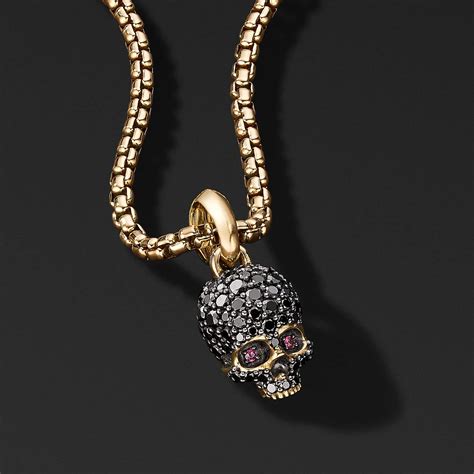 Skull amulet on a chain by david yurman
